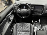 Mitsubishi Outlander 11
