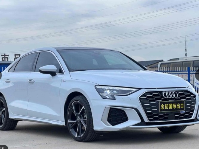 AUDI A3 L