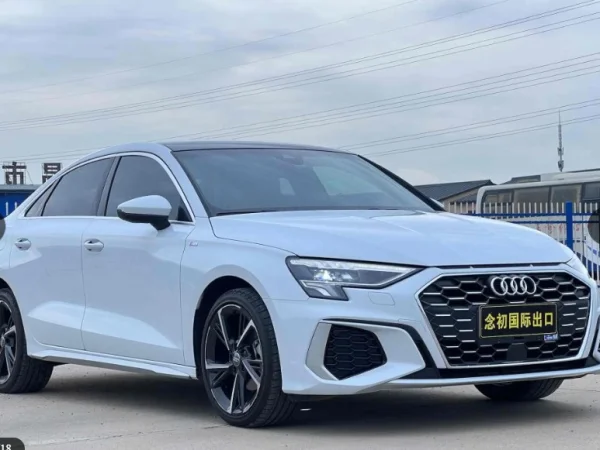 AUDI A3 L