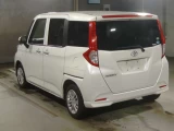 Toyota Roomy 4